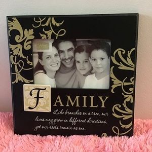 Family Picture Frame 5-1/2”x3-1/2” home elements